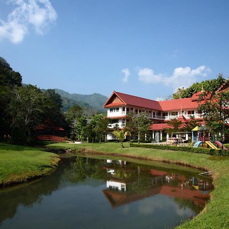 Suan Bua Hotel & Resort Ban Pong  Екстериор снимка